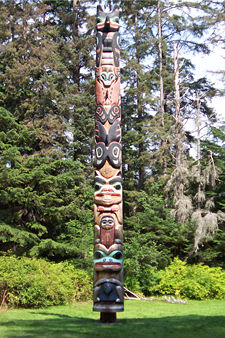 The Tlingit K'alyaan Pole, erected at the site of Fort Shis'k&iacute; Noow in Sitka National Historical Park to commemorate the lives of those lost in the Battle of Sitka.