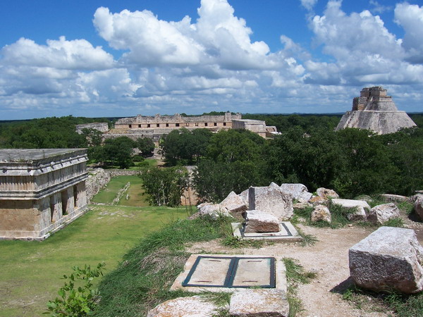 Image:Uxmal01-panorama.jpg