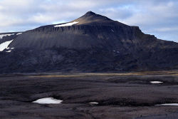 Miseryfjellet is the highest point in the mountainous southern part of Bear Island, at 536&nbsp;m.