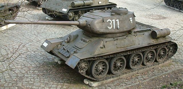 Image:T-34-85 g&oacute;ra RB.jpg