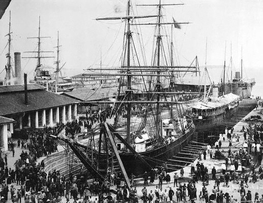 Image:Victoria Dock, Tanjong Pagar, in the 1890s.jpg