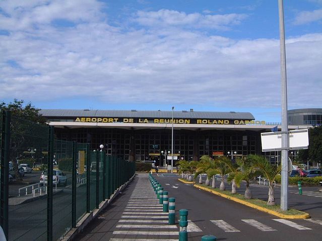 Image:A&eacute;roport-Roland-Garros.jpg