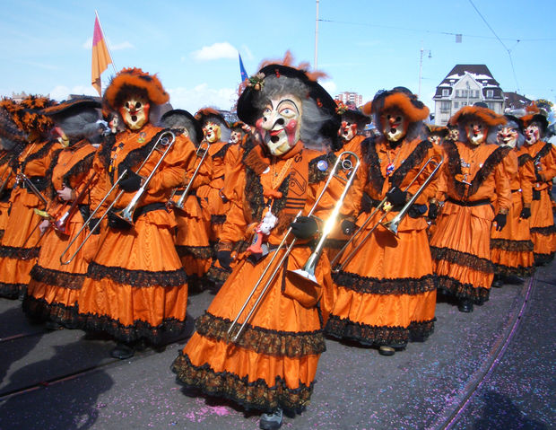 Image:Basler Fasnacht 2006 Schr&auml;nz-Gritte 3.jpg