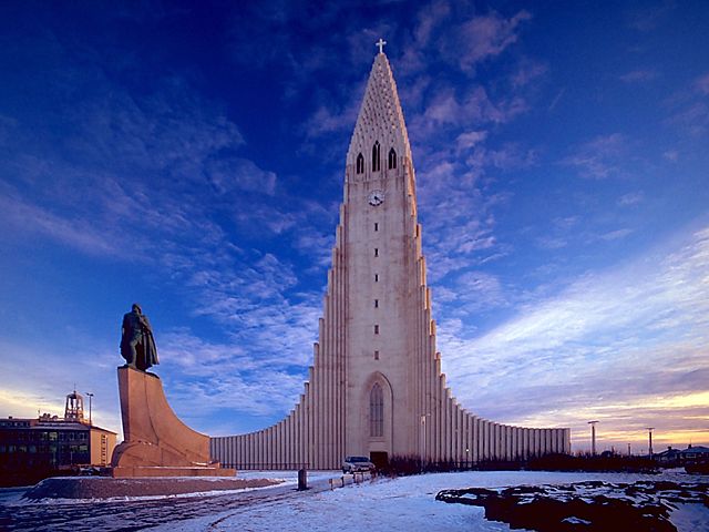 Image:Hallgr&iacute;mskirkja.jpeg