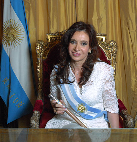 Image:Cristina Fern&aacute;ndez de Kirchner - Foto Oficial 2.jpg