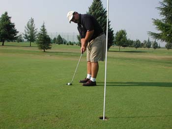 Image:Putter with flag.jpg