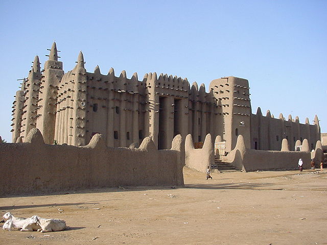 Image:Great Mosque of Djenn&eacute; 1.jpg