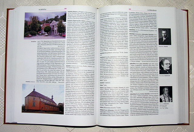Image:Visuotine lietuviu enciklopedija.General Lithuanian Encyclopedia.Open.jpg