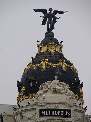 Image:Edificio Metr&oacute;polis (Madrid) 01.jpg