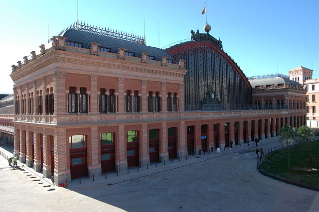 Image:Estaci&oacute;n de Atocha (Madrid) 06.jpg