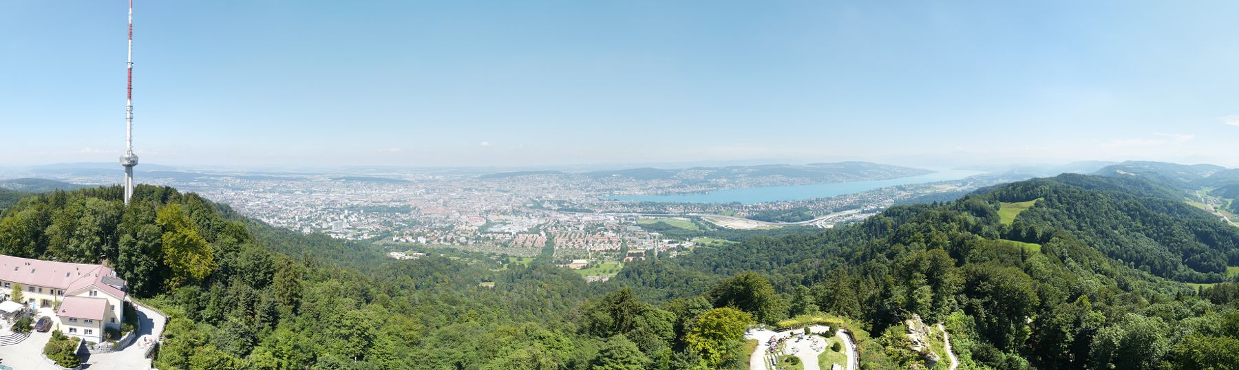The view of Z&uuml;rich from the Uetliberg.