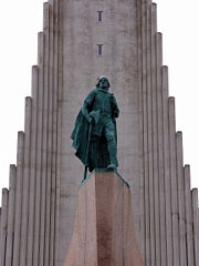 Close up of Leif in front of Hallgr&iacute;mskirkja, in Reykjav&iacute;k, Iceland.  The statue was a gift from the United States government.