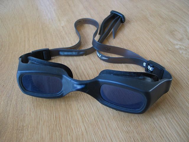 Image:Lunettes natation.jpg